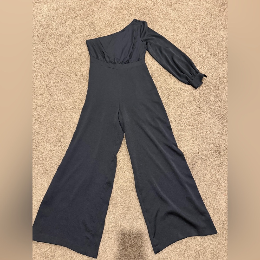 Express Elegant Black One-Sleeve Jumpsuit